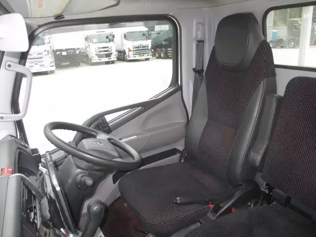 令和01年/平成31年11月中古小型三菱ふそう三菱の画像56