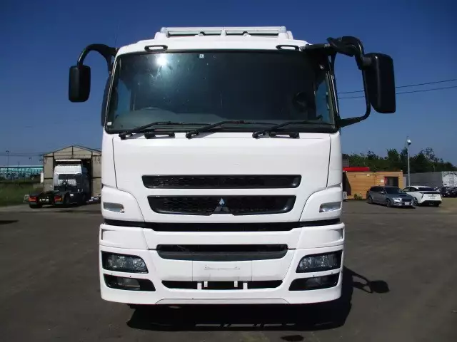 平成22年05月中古大型トラクタヘッド三菱ふそうスーパーグレートの画像2