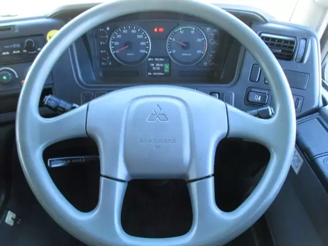 平成22年05月中古大型トラクタヘッド三菱ふそうスーパーグレートの画像33