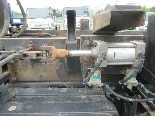 平成27年02月中古大型ダンプいすゞギガの画像15