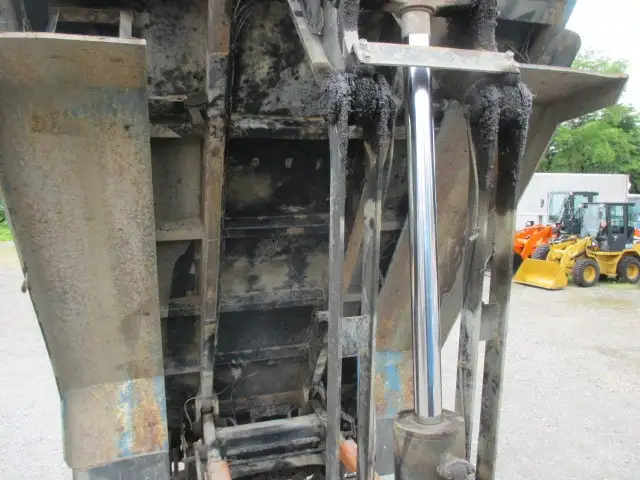 平成27年02月中古大型ダンプいすゞギガの画像26