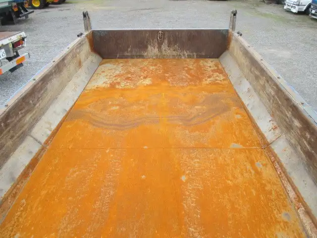 平成27年02月中古大型ダンプいすゞギガの画像48