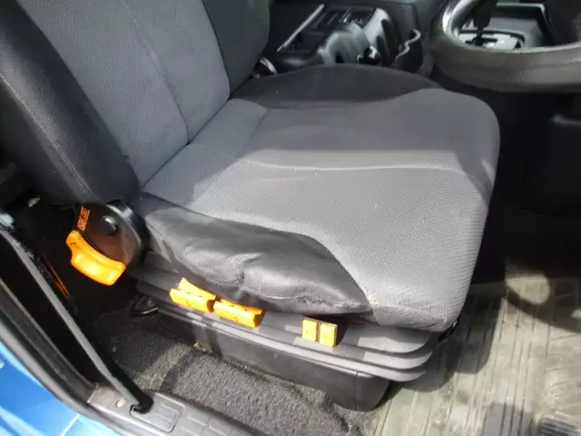 平成26年09月中古大型トラクタヘッド日野プロフィアの画像23