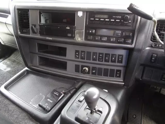 平成26年09月中古大型トラクタヘッド日野プロフィアの画像26