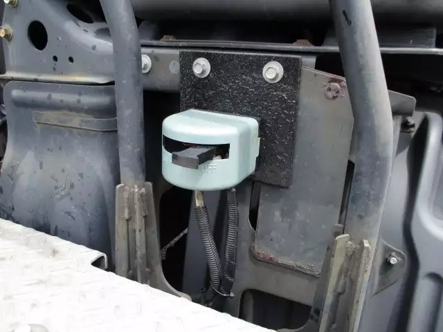 平成26年09月中古大型トラクタヘッド日野プロフィアの画像9