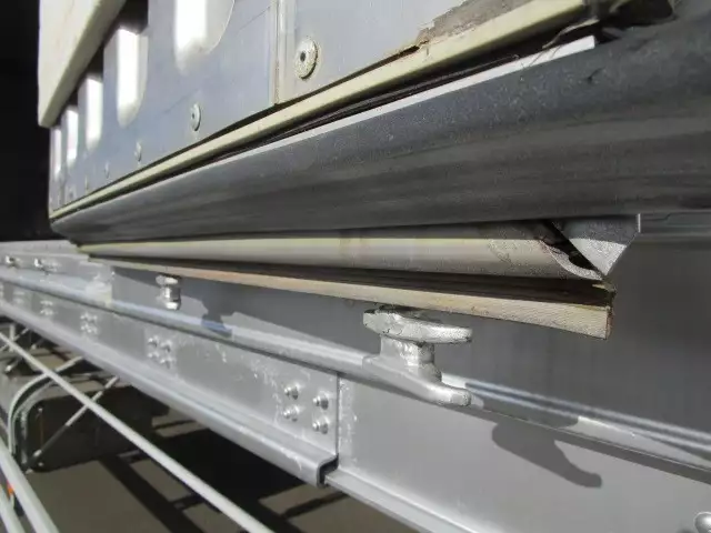 平成22年03月中古その他冷凍トレーラー日本フルハーフフルハーフの画像10