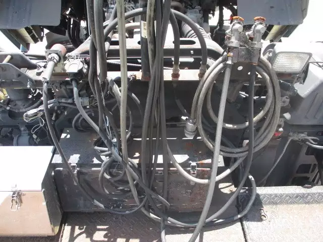 平成18年09月中古大型トラクタヘッド日野プロフィアの画像30