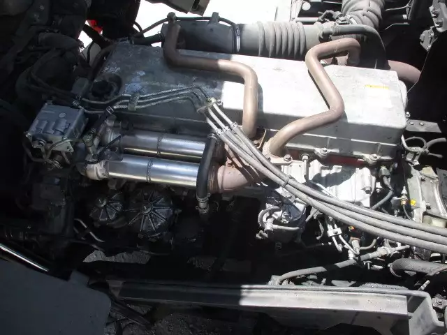 平成18年09月中古大型トラクタヘッド日野プロフィアの画像34