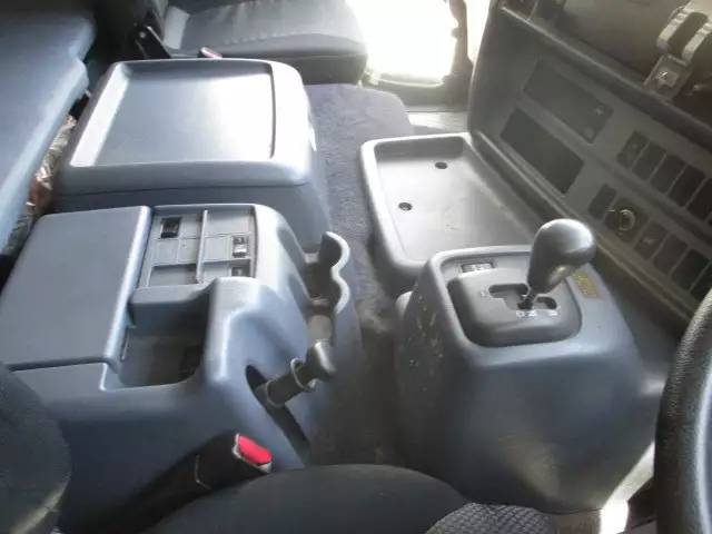 平成18年09月中古大型トラクタヘッド日野プロフィアの画像39