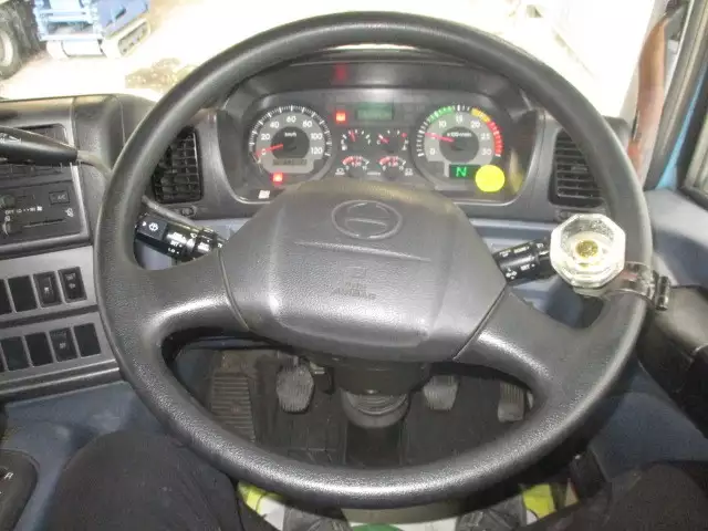 平成18年09月中古大型トラクタヘッド日野プロフィアの画像46