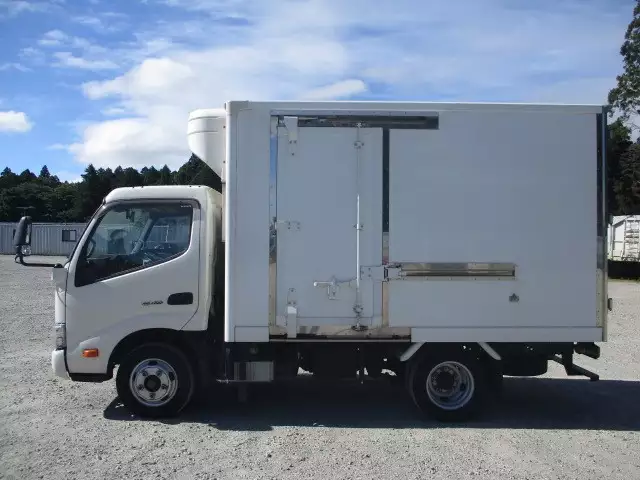 平成29年09月中古小型冷凍バン・ウィング日野日野の画像8