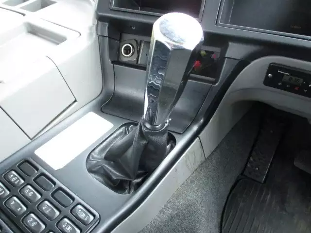 平成28年06月中古大型トラクタヘッド三菱ふそうスーパーグレートの画像11