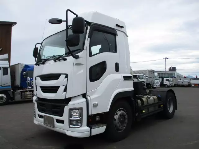 平成30年11月中古大型トラクタヘッドいすゞギガの画像1