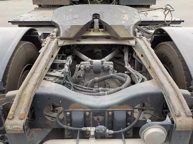 平成17年10月中古大型トラクタヘッド日野プロフィアの画像12