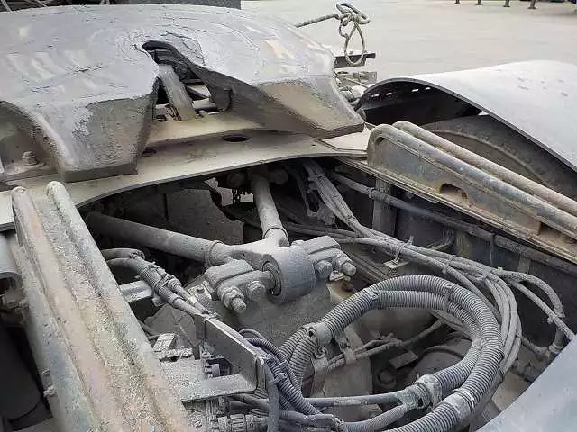 平成17年10月中古大型トラクタヘッド日野プロフィアの画像14