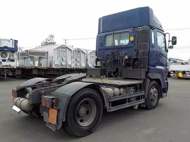 平成17年10月中古大型トラクタヘッド日野プロフィアの画像4