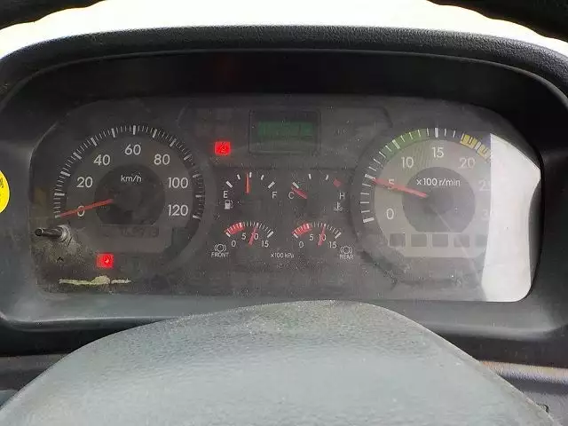 平成17年10月中古大型トラクタヘッド日野プロフィアの画像34