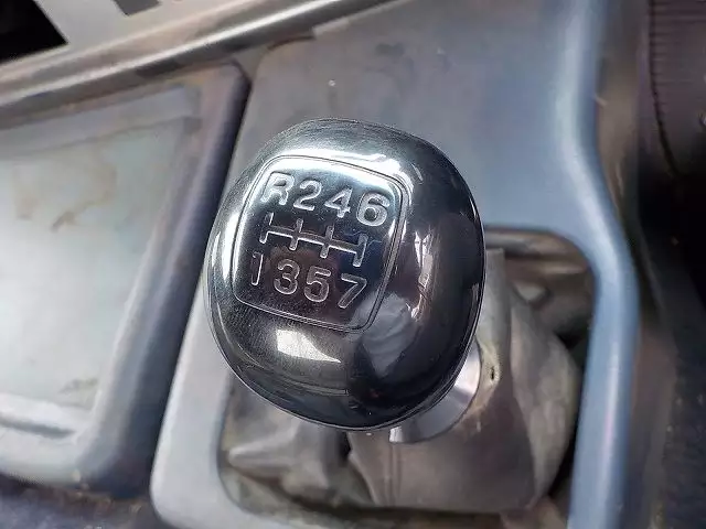 平成17年10月中古大型トラクタヘッド日野プロフィアの画像35