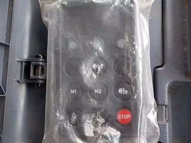 平成17年10月中古大型トラクタヘッド日野プロフィアの画像36