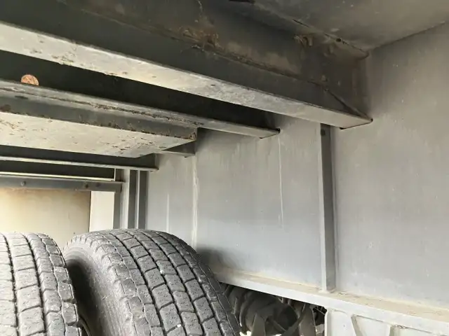 ☆車検付き(R7.11.29)☆ 平成29年 フルハーフ 13m3軸フラットトレーラー兼用コンテナ積み(40ft,31ft,30ft,20ft,JRコンテナ) 積載:27400㎏ 第五輪荷重:11,540㎏以上 リーフサスの画像29