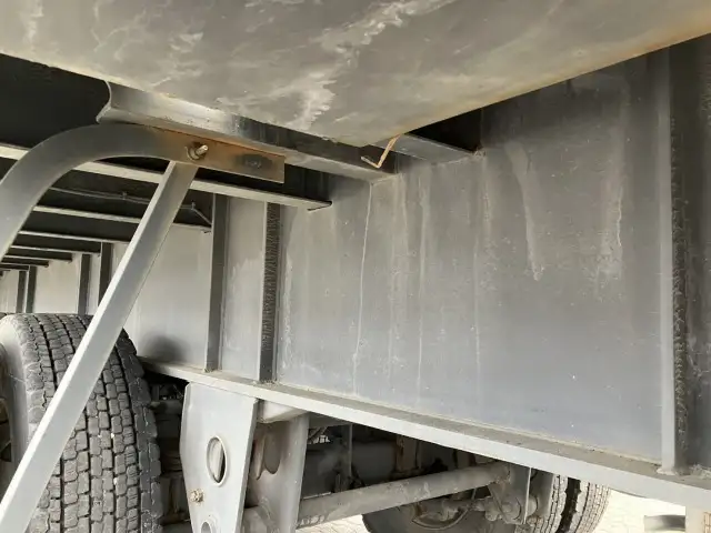 ☆車検付き(R7.11.29)☆ 平成29年 フルハーフ 13m3軸フラットトレーラー兼用コンテナ積み(40ft,31ft,30ft,20ft,JRコンテナ) 積載:27400㎏ 第五輪荷重:11,540㎏以上 リーフサスの画像31