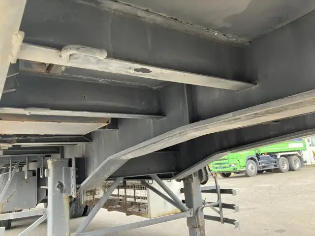 ☆車検付き(R7.11.29)☆ 平成29年 フルハーフ 13m3軸フラットトレーラー兼用コンテナ積み(40ft,31ft,30ft,20ft,JRコンテナ) 積載:27400㎏ 第五輪荷重:11,540㎏以上 リーフサスの画像33