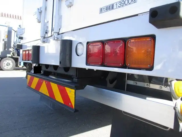 (車輛仕上げ中)【車検令和4年11月21日迄】平成29年 UD4軸アルミウィング 積載:13,900㎏ 距離:38万㎞ MT7 の画像19