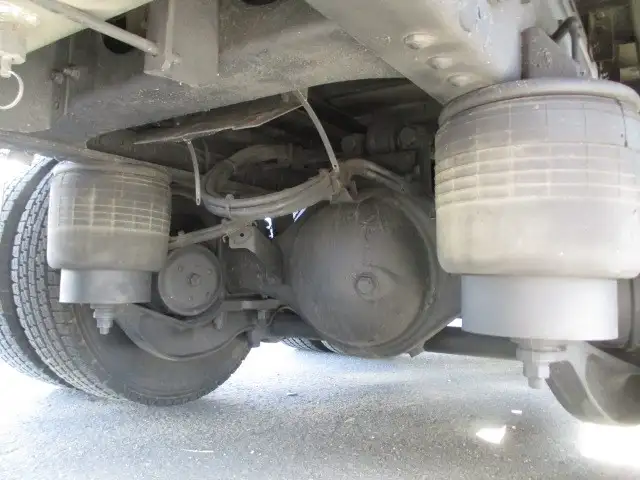 (車輛仕上げ中)【車検令和4年11月21日迄】平成29年 UD4軸アルミウィング 積載:13,900㎏ 距離:38万㎞ MT7 の画像21