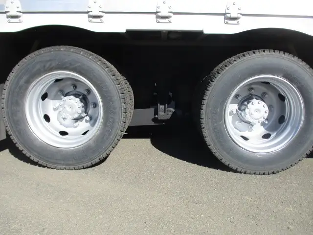 (車輛仕上げ中)【車検令和4年11月21日迄】平成29年 UD4軸アルミウィング 積載:13,900㎏ 距離:38万㎞ MT7 の画像22