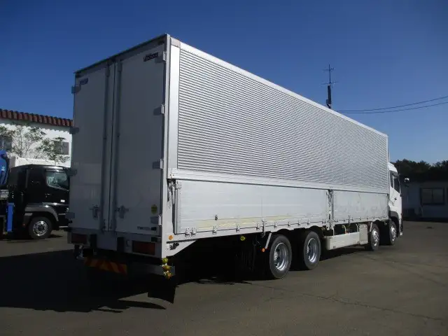 (車輛仕上げ中)【車検令和4年11月21日迄】平成29年 UD4軸アルミウィング 積載:13,900㎏ 距離:38万㎞ MT7 の画像5