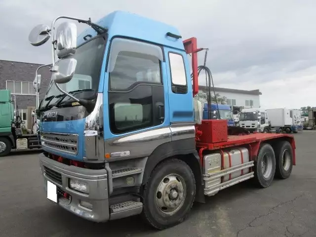 平成16年03月中古大型トラクタヘッドいすゞギガの画像1