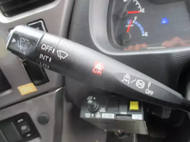 平成26年01月中古大型日産UDクオンの画像57