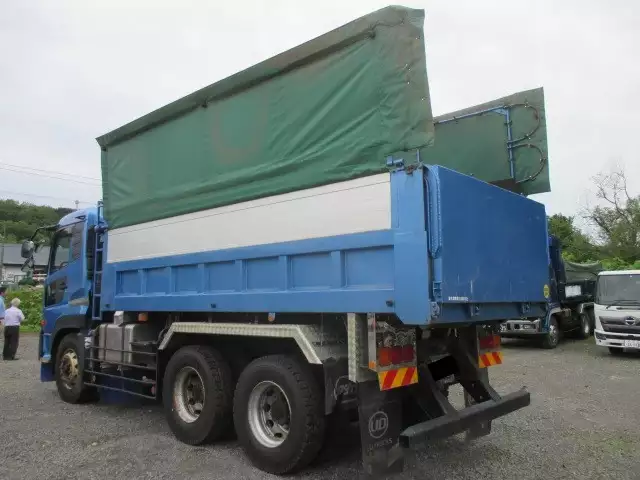 平成26年01月中古大型日産UDクオンの画像7