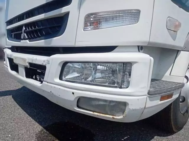 平成18年10月中古中型三菱ふそうファイターの画像11