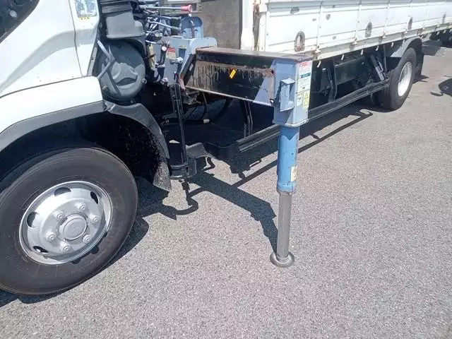 平成18年10月中古中型三菱ふそうファイターの画像13