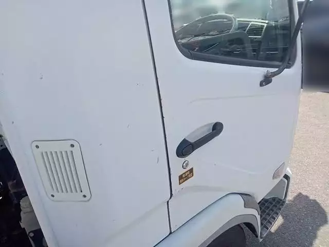 平成18年10月中古中型三菱ふそうファイターの画像26