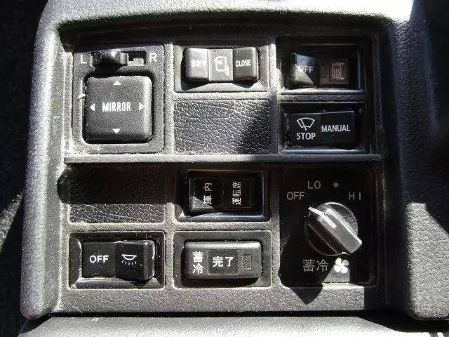 平成29年07月中古大型冷凍バン・ウィング日野プロフィアの画像24