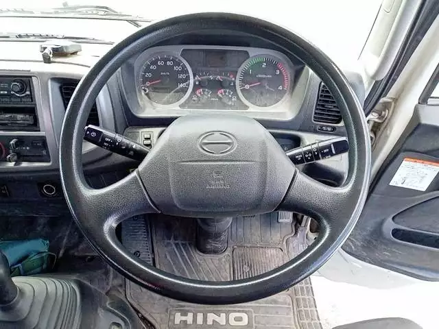 平成23年07月中古中型日野レンジャーの画像47