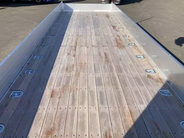 令和03年07月中古大型日産UDUDトラックスの画像19