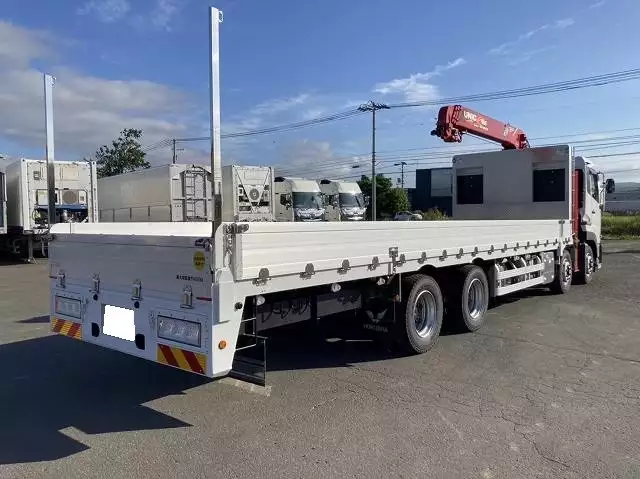 令和03年07月中古大型日産UDUDトラックスの画像4