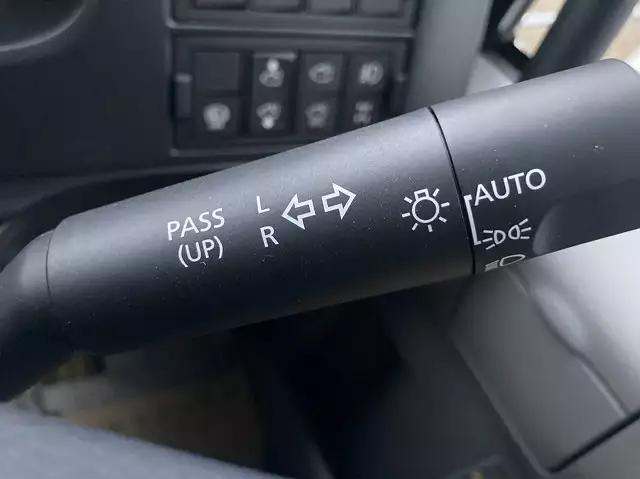 令和03年07月中古大型日産UDUDトラックスの画像37