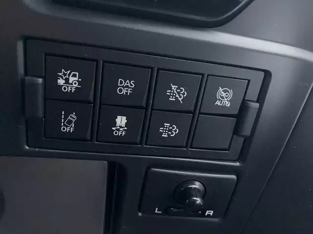 令和03年07月中古大型日産UDUDトラックスの画像41