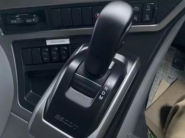 令和03年07月中古大型日産UDUDトラックスの画像44