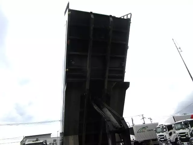 平成27年09月中古大型日産UDクオンの画像13