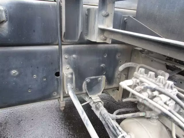 平成27年09月中古大型日産UDクオンの画像15