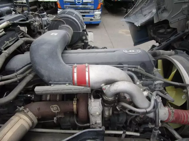 平成27年09月中古大型日産UDクオンの画像29