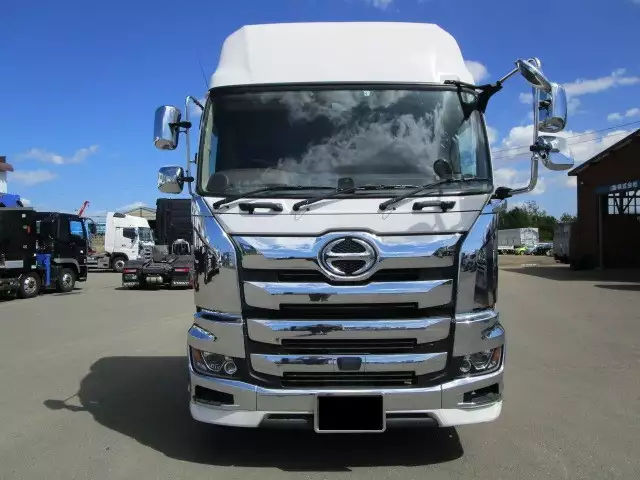 令和01年/平成31年09月中古大型トラクタヘッド日野プロフィアの画像2