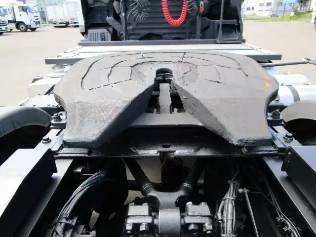 令和01年/平成31年09月中古大型トラクタヘッド日野プロフィアの画像11