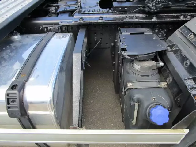 令和01年/平成31年09月中古大型トラクタヘッド日野プロフィアの画像14