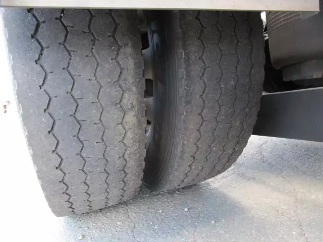 令和01年/平成31年09月中古大型トラクタヘッド日野プロフィアの画像23